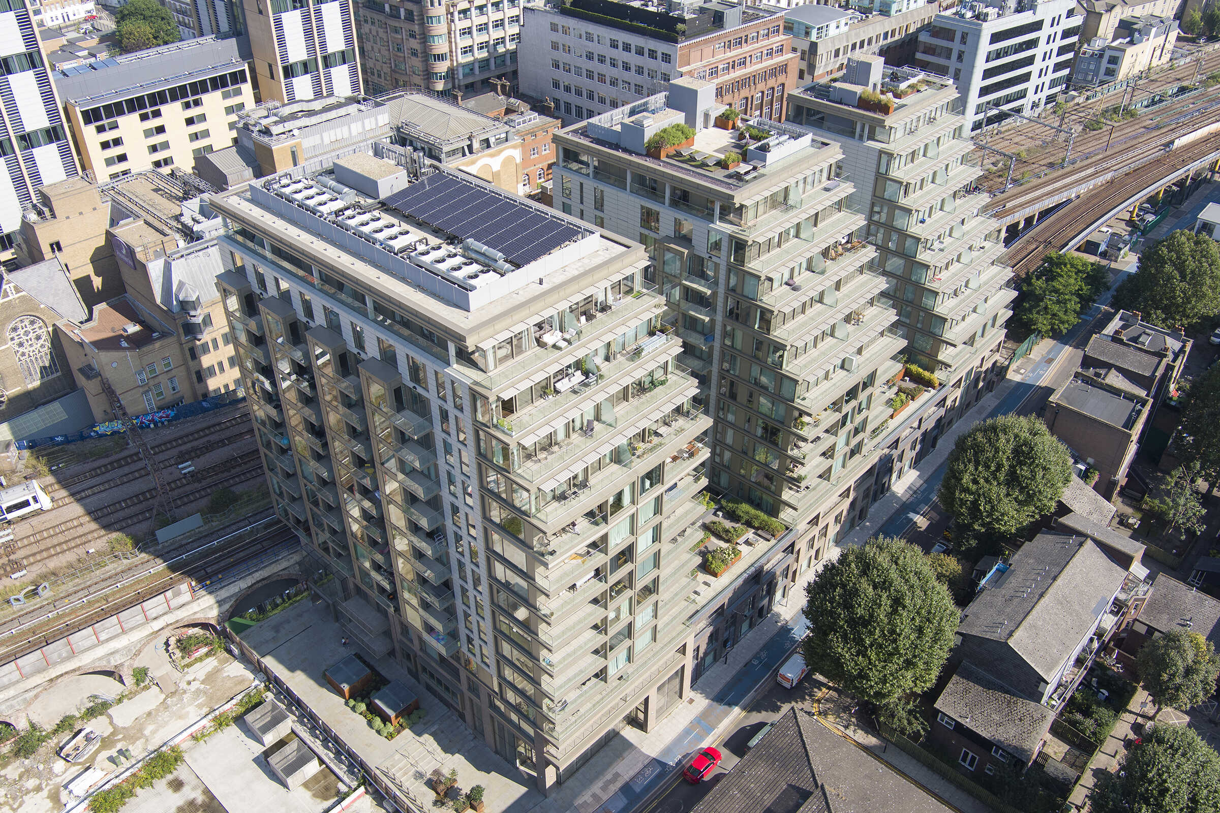 Royal Mint Gardens Staticus